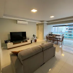 Meia Apartamento